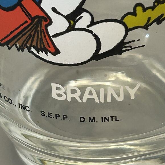 Smurf Brainy and Smurfette Collector Glass/Tumbler 1983 Peyo Vintage 6” Lot of 2 - Picture 3 of 12